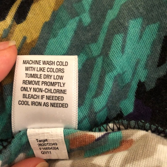 Lace Racer Back Printed Tank - Picture 5 of 5